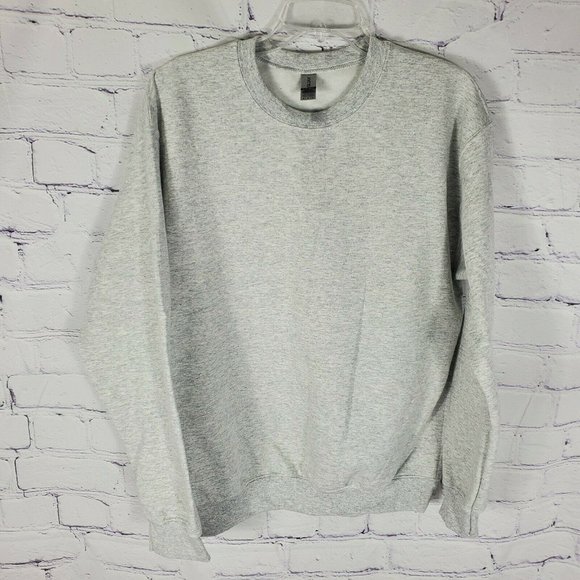 Gildan Shirts | Gildan Men's Size M Ash Grey Crewneck Heavy Blend Sweatshirt | Color: Gray | Size: M | Cirosevilla6's Closet